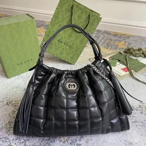 G*u*i bags 2312ya0148