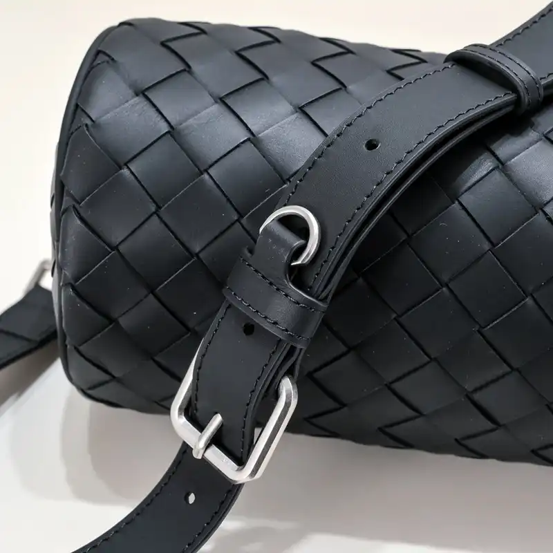 b0tte*a Ven*ta bags 2401ya0111