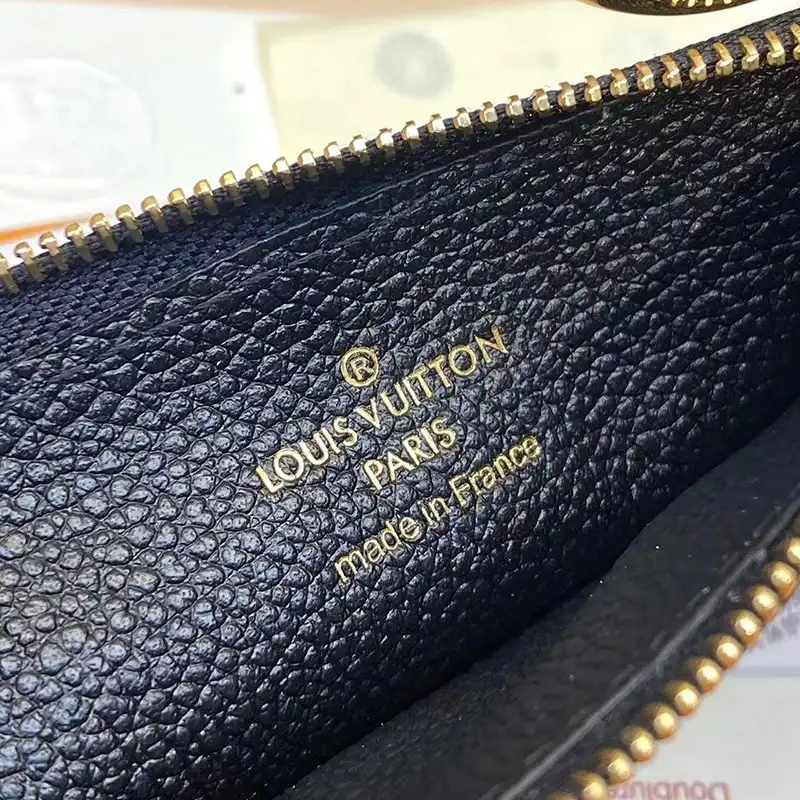 LV Bag 2402HT0007