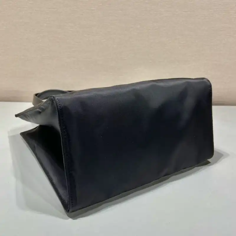 Prada Bags 2404YA0121