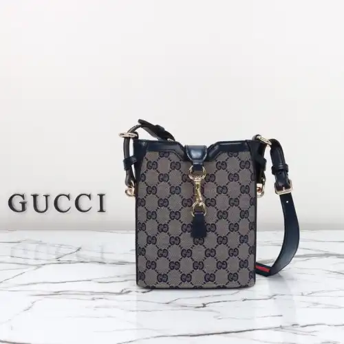 G*u*i bags 2405ya0109