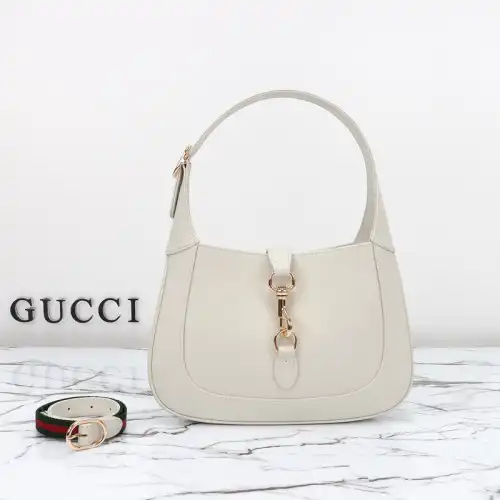 G*u*i bags 2405ya0114