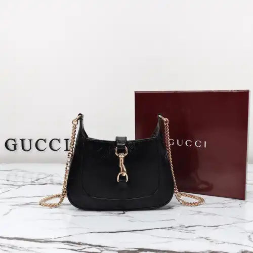 G*u*i bags 2405ya0117
