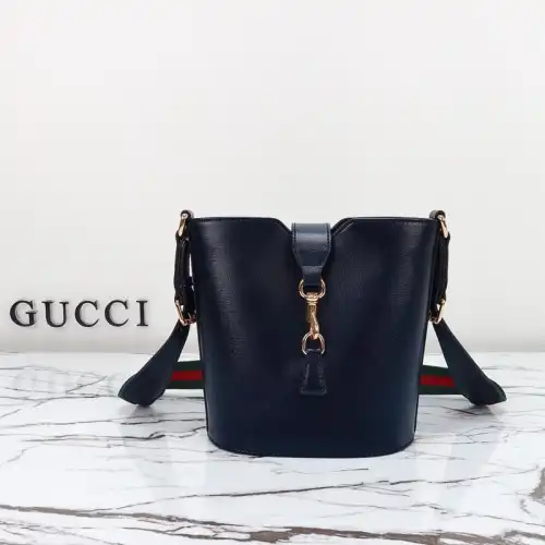 G*u*i bags 2405ya0121