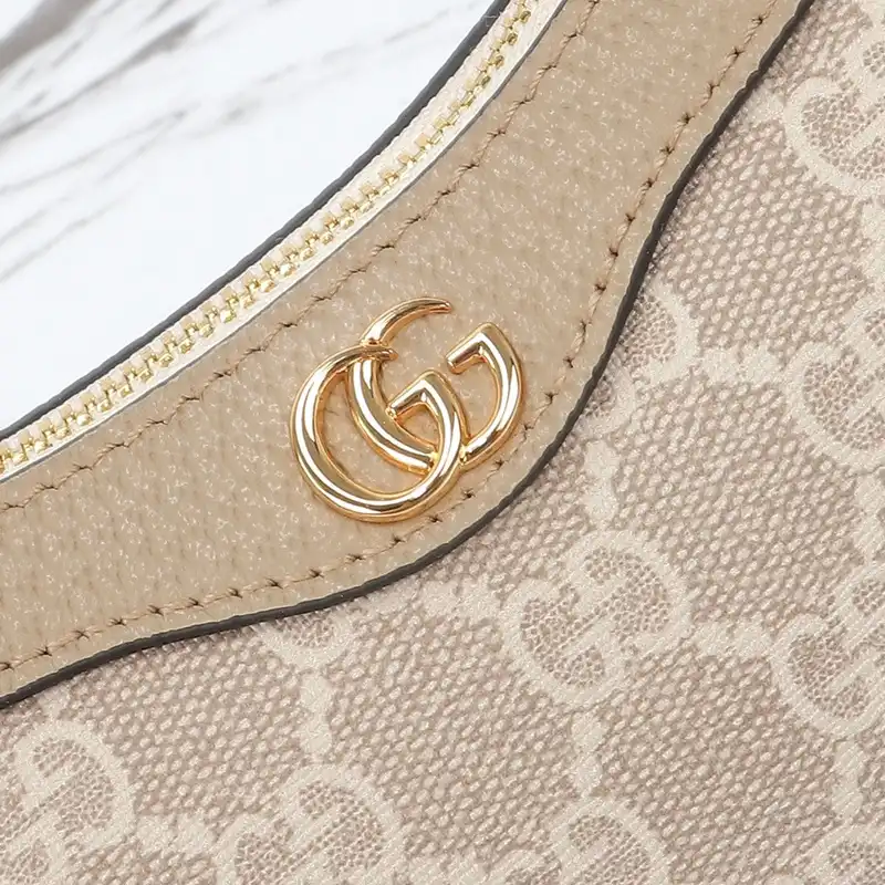 G*u*i bags 2405ya0131