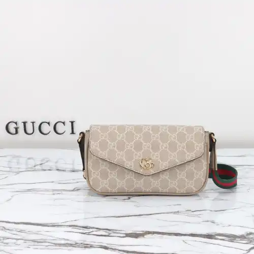 G*u*i bags 2405ya0134