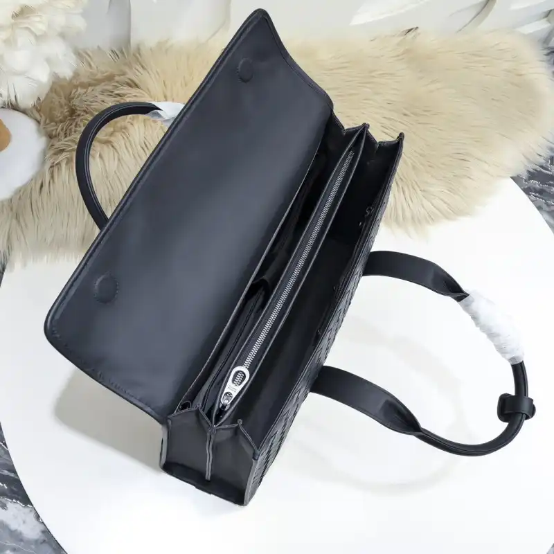 b0tte*a Ven*ta bags 2406ya0002