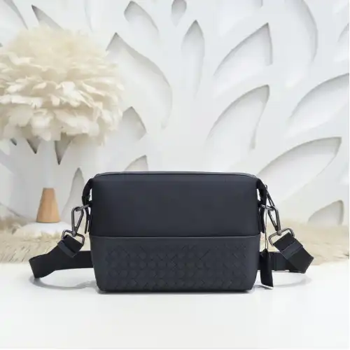 b0tte*a Ven*ta bags 2406ya0003