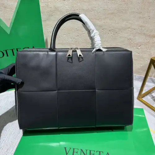 b0tte*a Ven*ta bags 2406ya0020