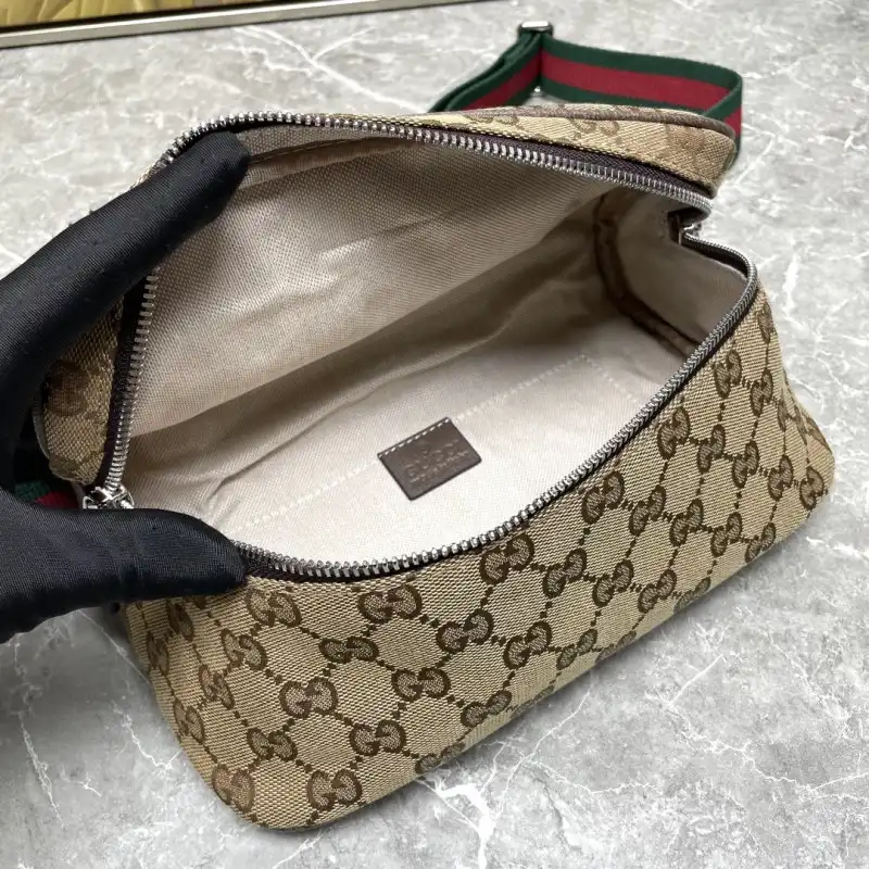G*u*i bags 2406ya0152
