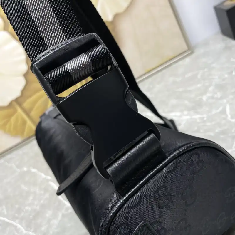 G*u*i bags 2406ya0153
