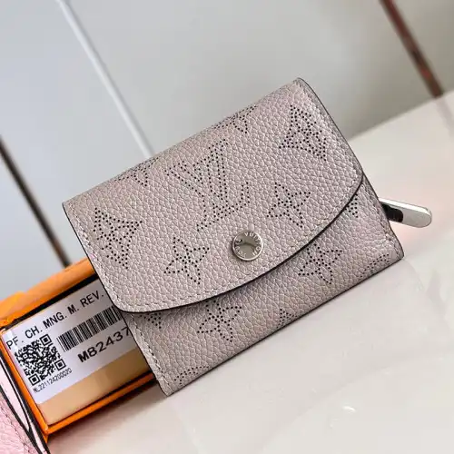 G*u*i bags 2407ya0009