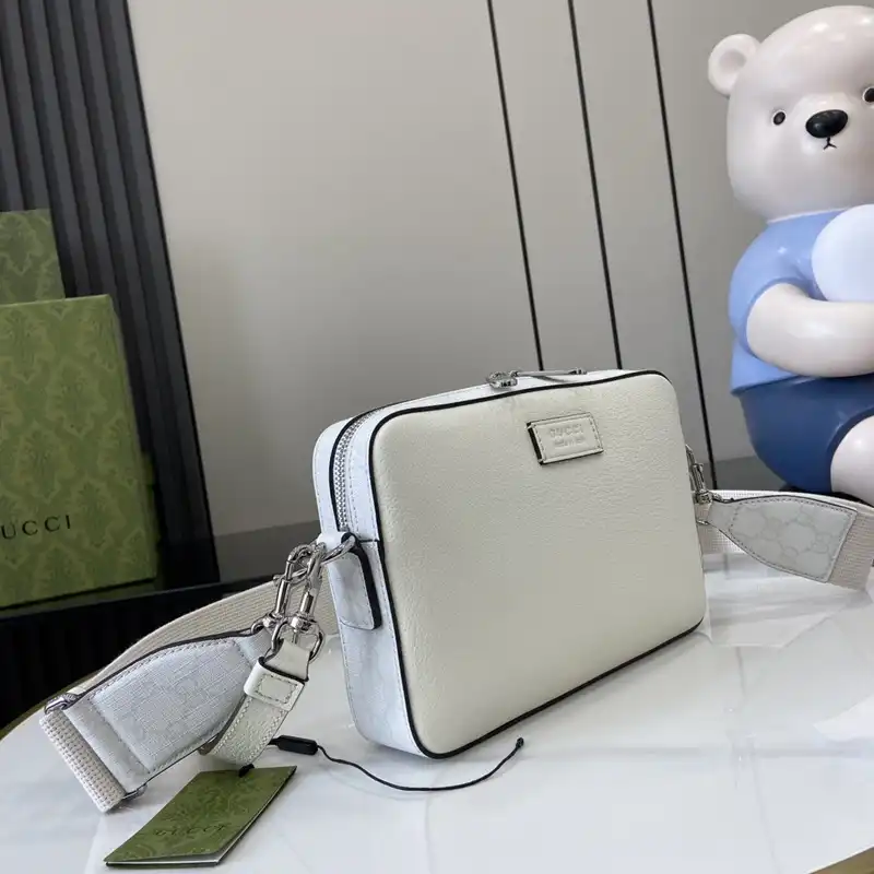 G*u*i bags 2407ya0189