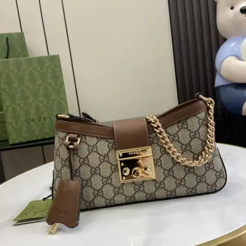 G*u*i bags 2407yz0196