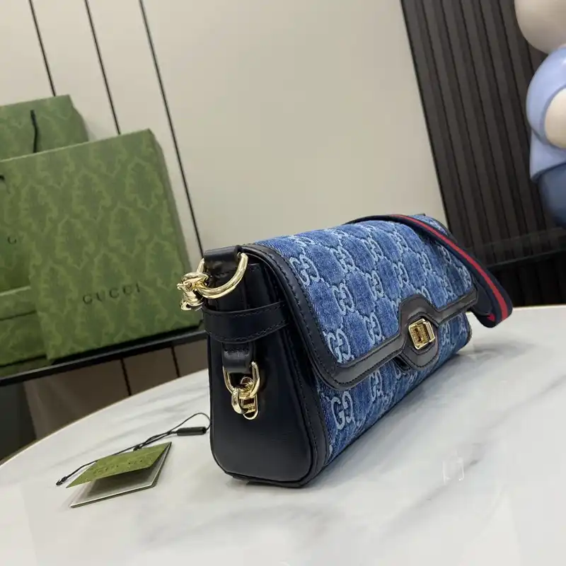G*u*i bags 2407yz0200