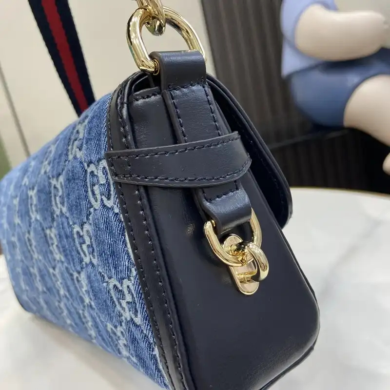 G*u*i bags 2407yz0200