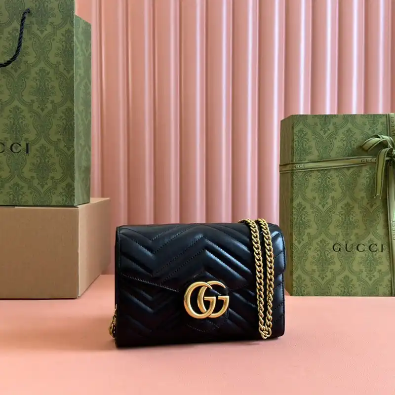 G*u*i bags 2407yz0237