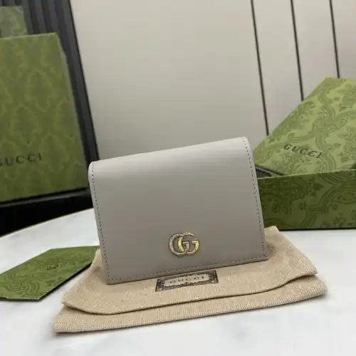 G*u*i bags 2407yz0253