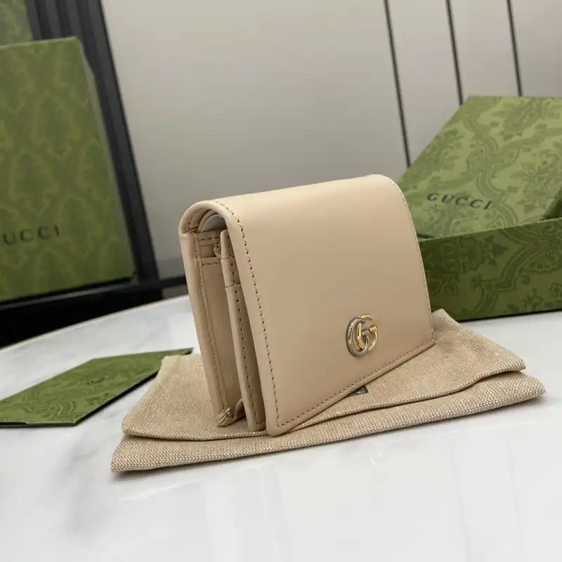 G*u*i bags 2407yz0254