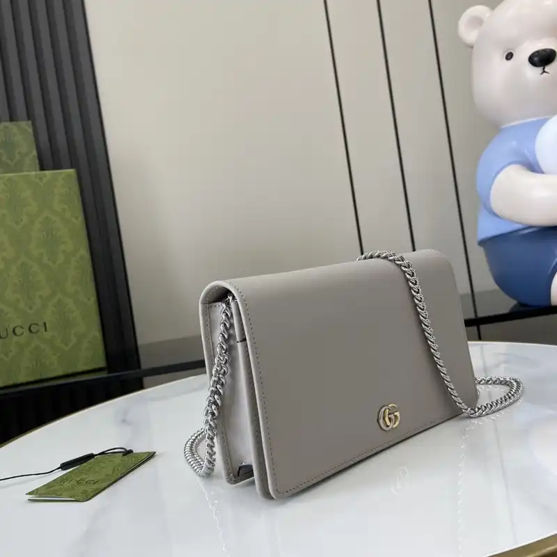 G*u*i bags 2407yz0256