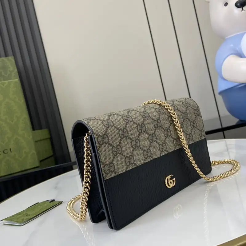 G*u*i bags 2407yz0260