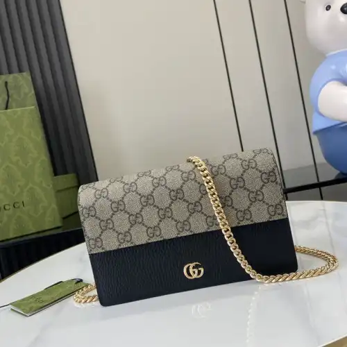 G*u*i bags 2407yz0260