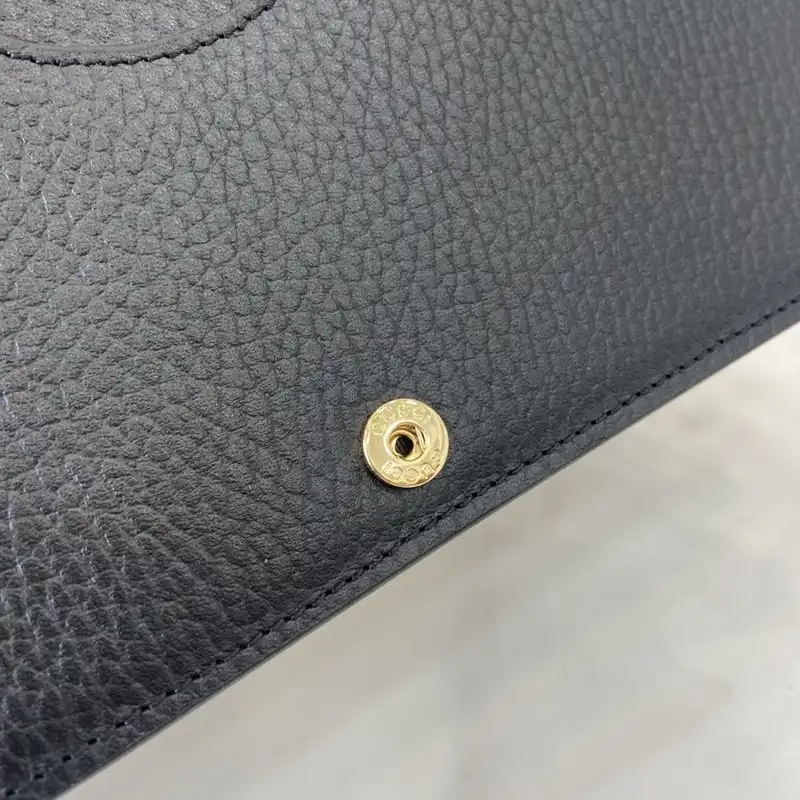 G*u*i bags 2407yz0260