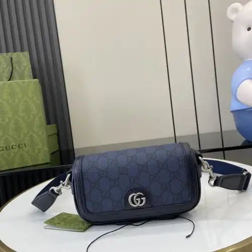 G*u*i bags 2407yz0277