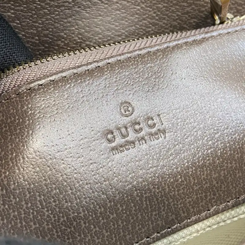 G*u*i bags 2407yz0279