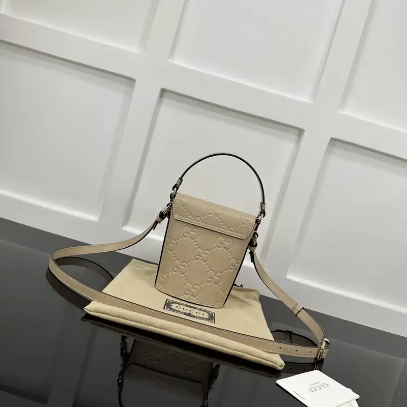 G*u*i bags 2407yz0287