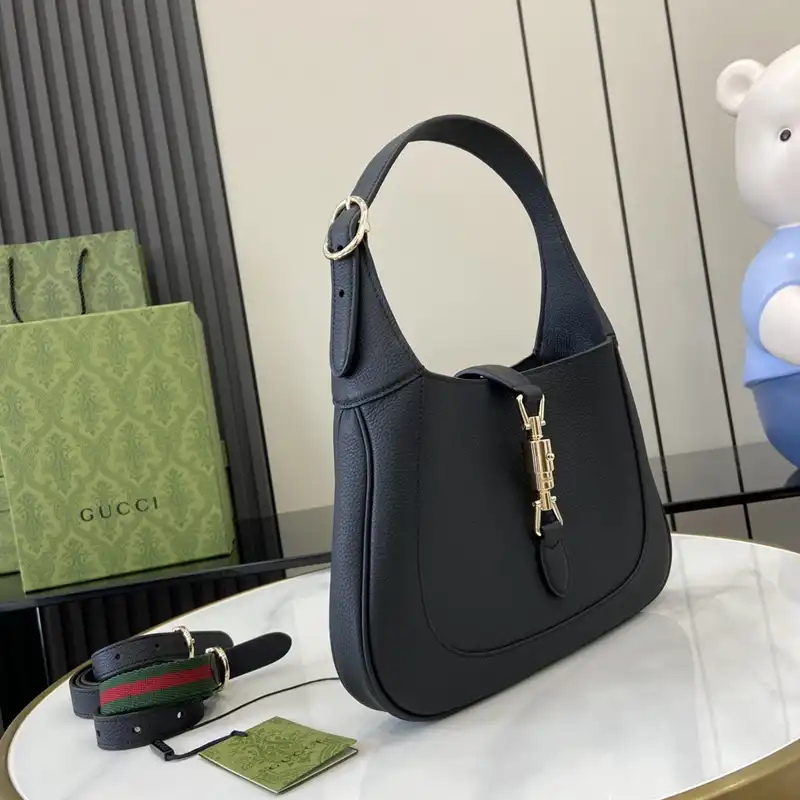 G*u*i bags 2408ya0046