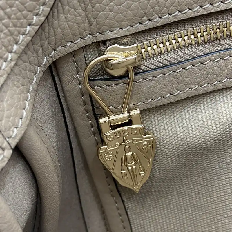 G*u*i bags 2408ya0049