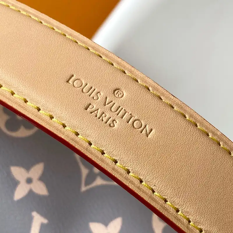 LV Bags 2408YA0159