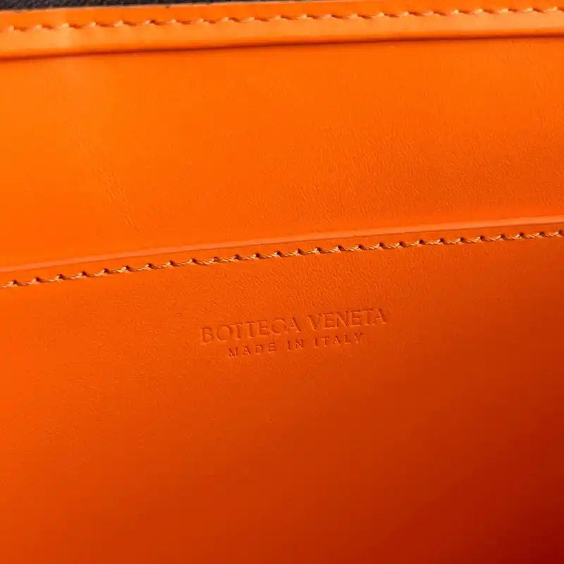 b0tte*a Ven*ta bags 2409sf0012