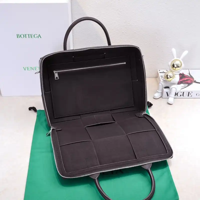 b0tte*a Ven*ta bags 2409sf0056