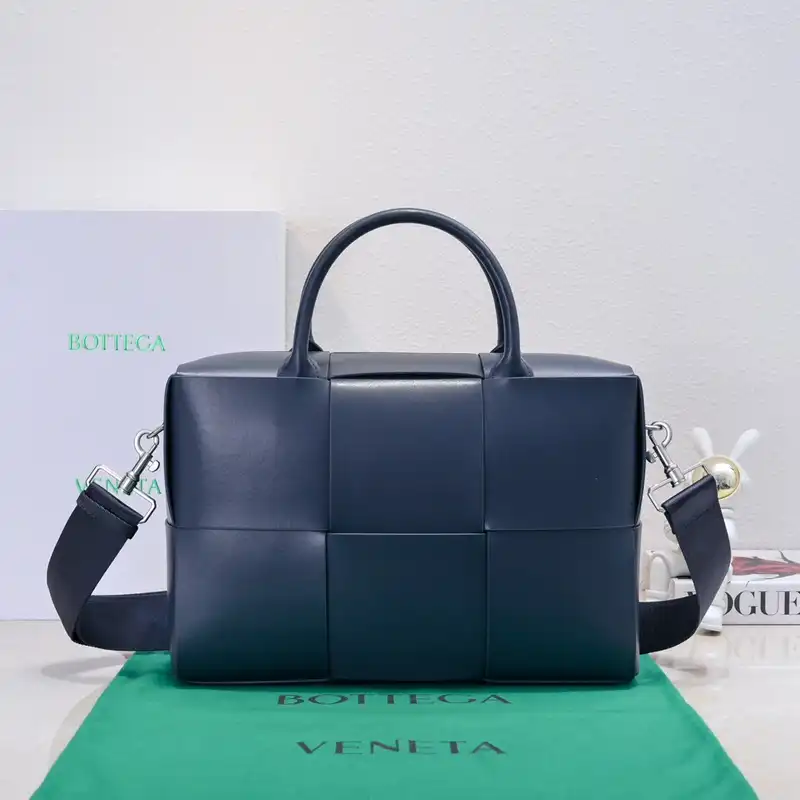 b0tte*a Ven*ta bags 2409sf0057