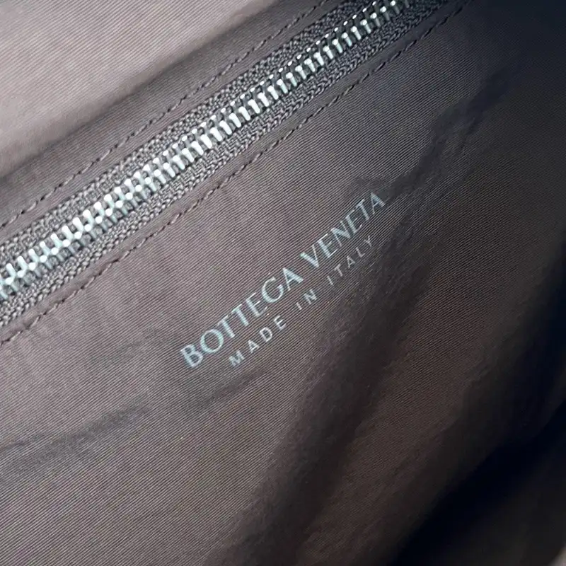 b0tte*a Ven*ta bags 2409sf0118