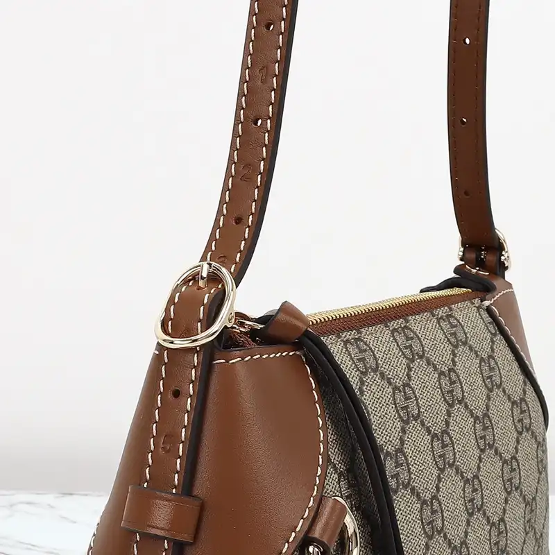 G*u*i bags 2409ya0026