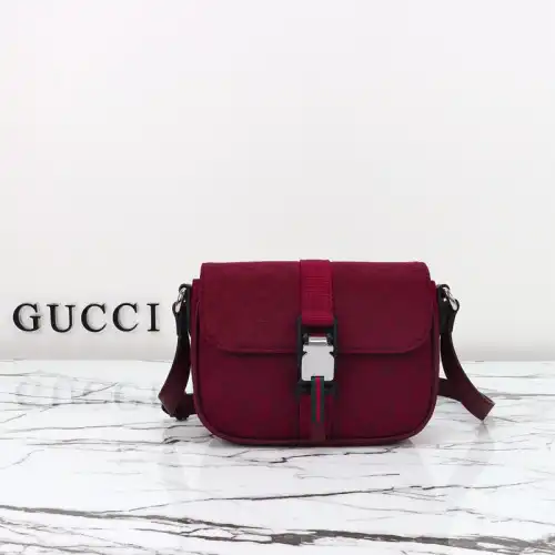 G*u*i bags 2409ya0031