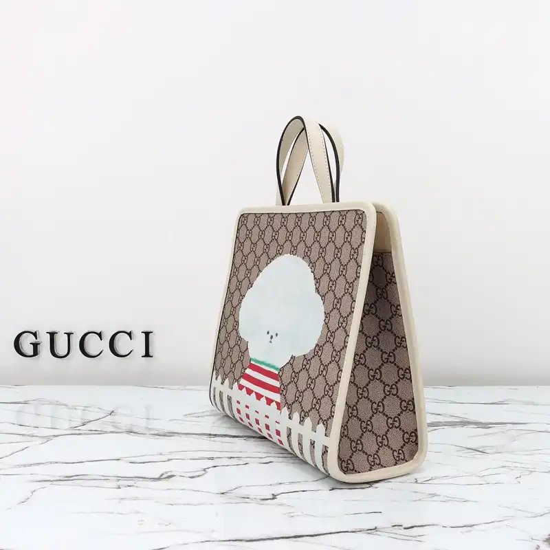 G*u*i bags 2409ya0135