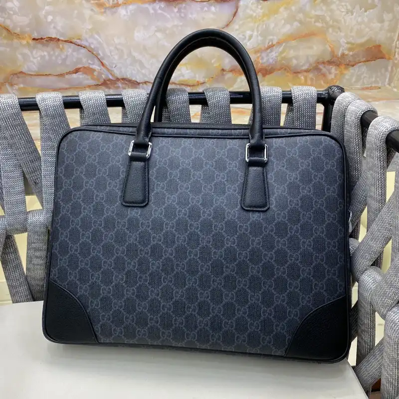 G*u*i bags 2410ya0111