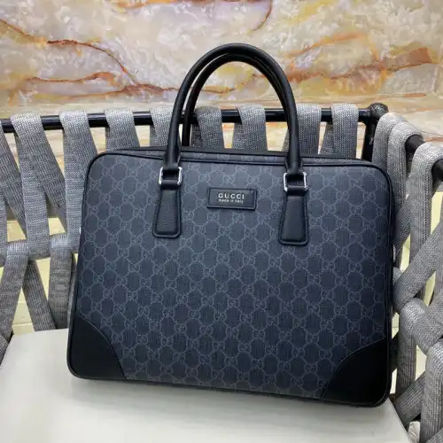 G*u*i bags 2410ya0111