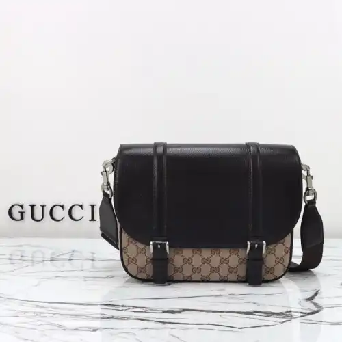 G*u*i bags 2410ya0189