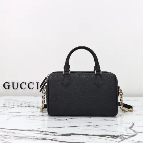 G*u*i bags 2410ya0192