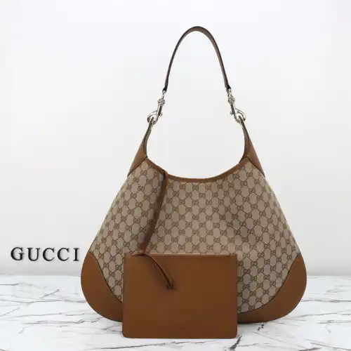 G*u*i bags 2411ya0185