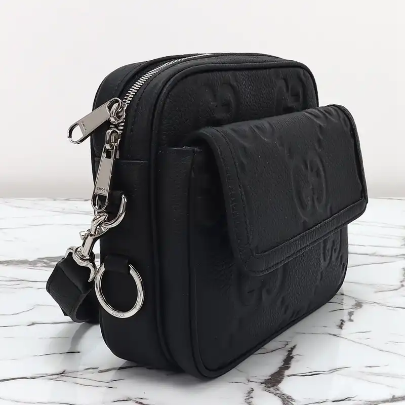 G*u*i bags 2411ya0196