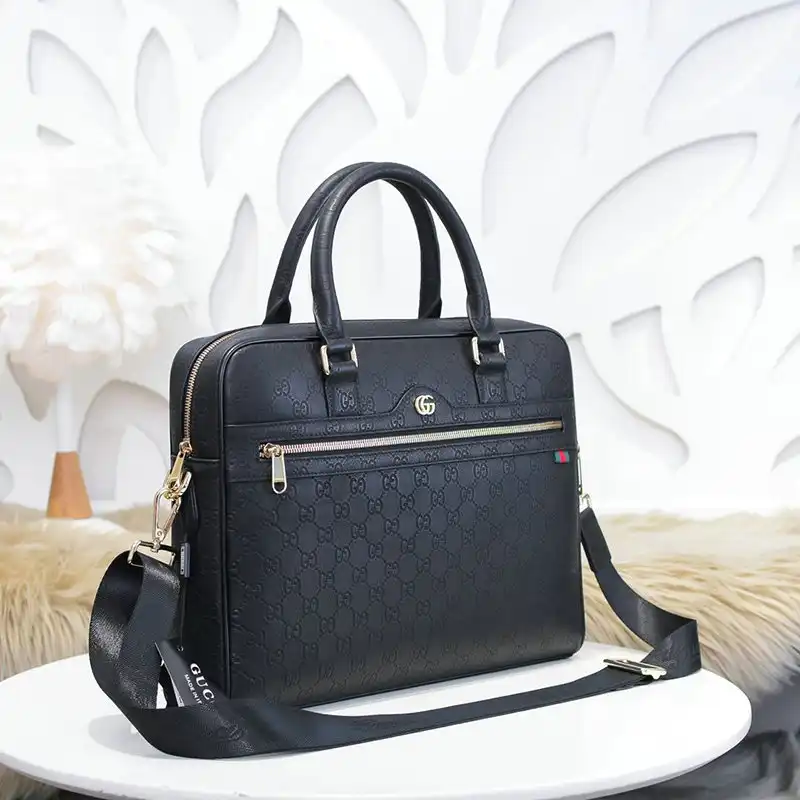 G*u*i bag 20ya11008