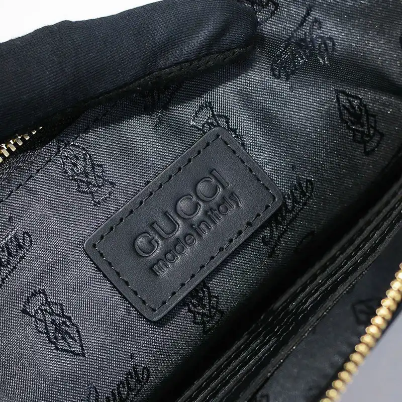 G*u*i bag 20ya11012