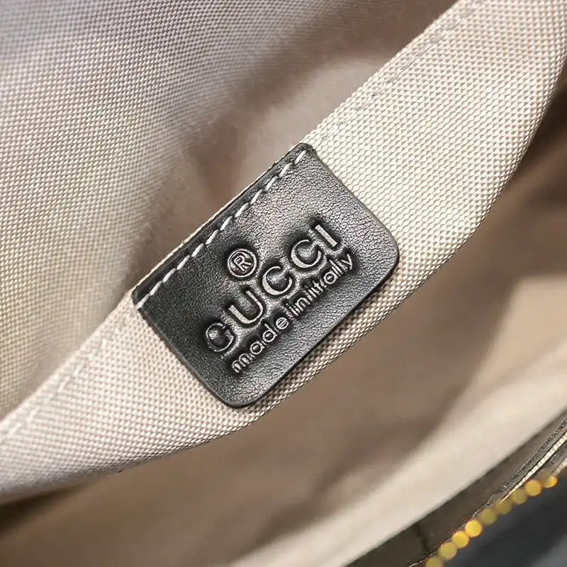G*u*i bag 20ya11014