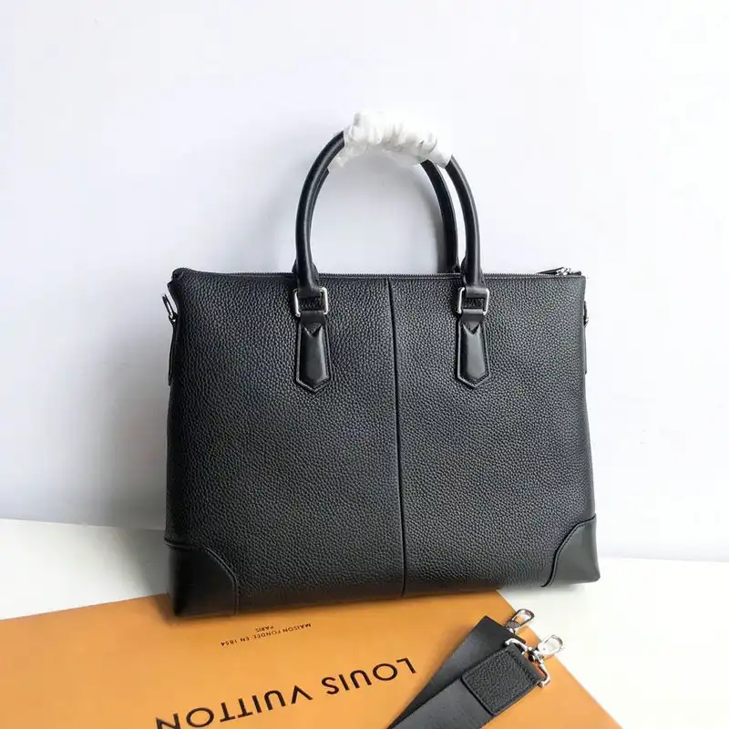 LV Bag 20YA11035